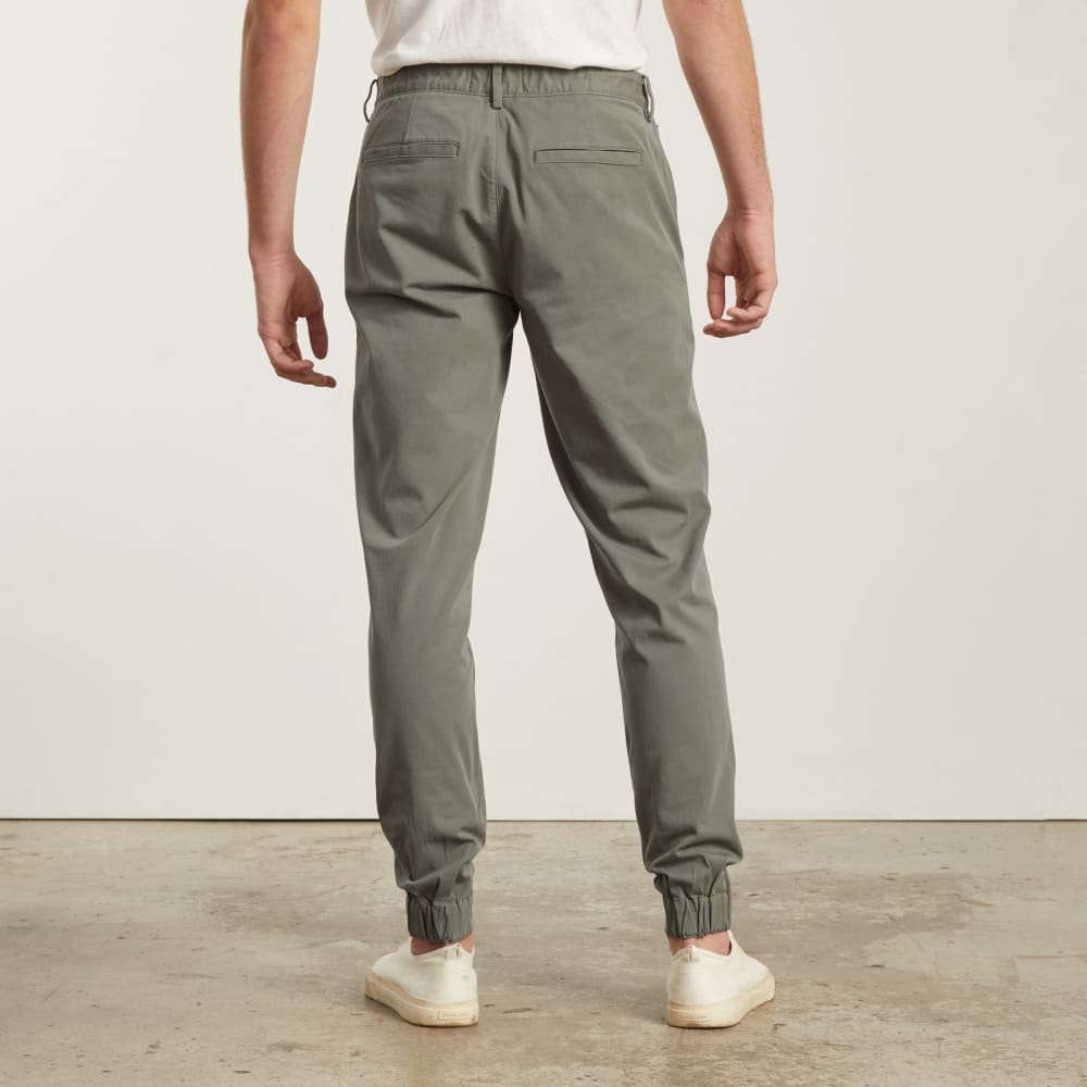 mens-performance-traveler-chino-pewter-green