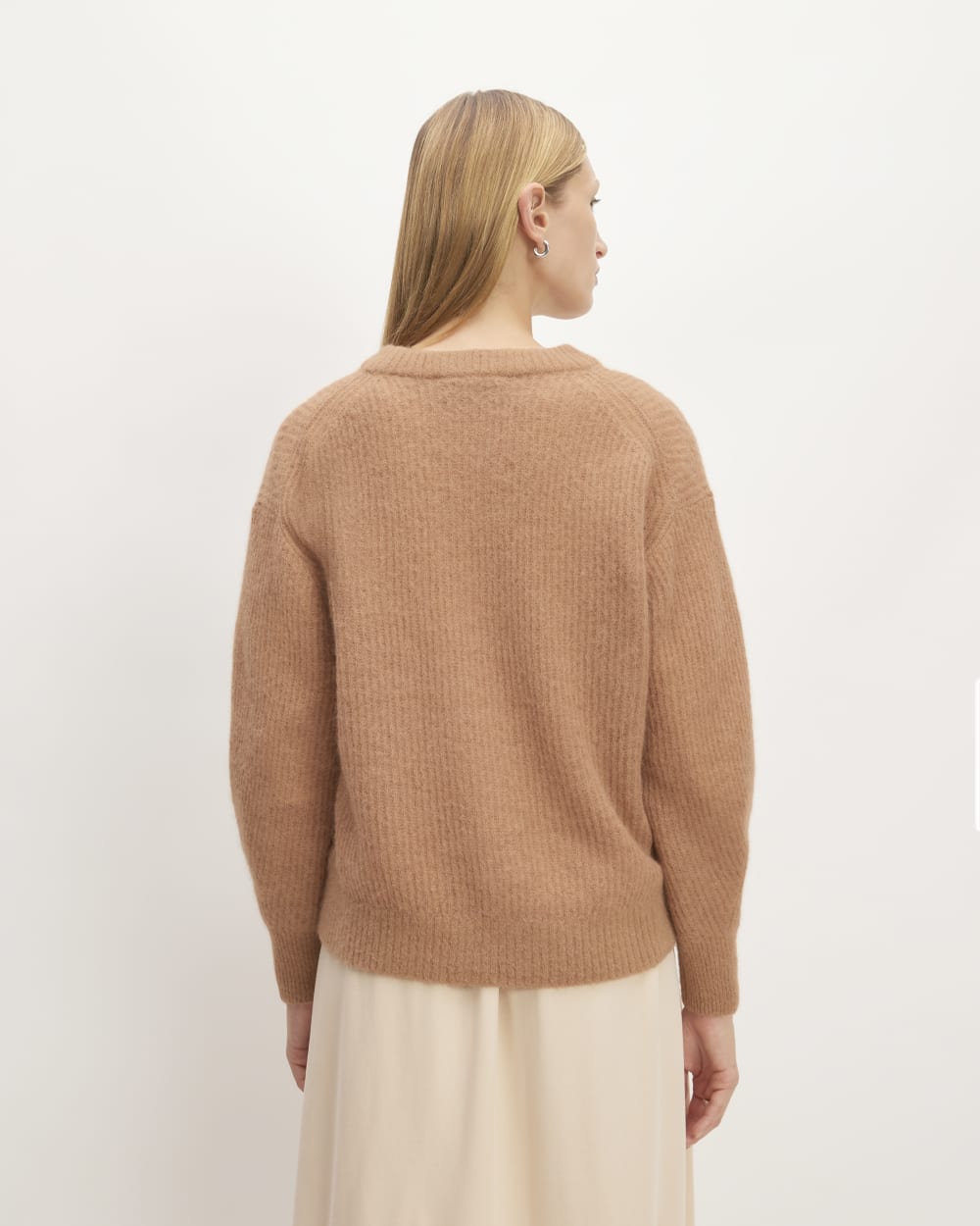 womens-alpaca-crew-taupe