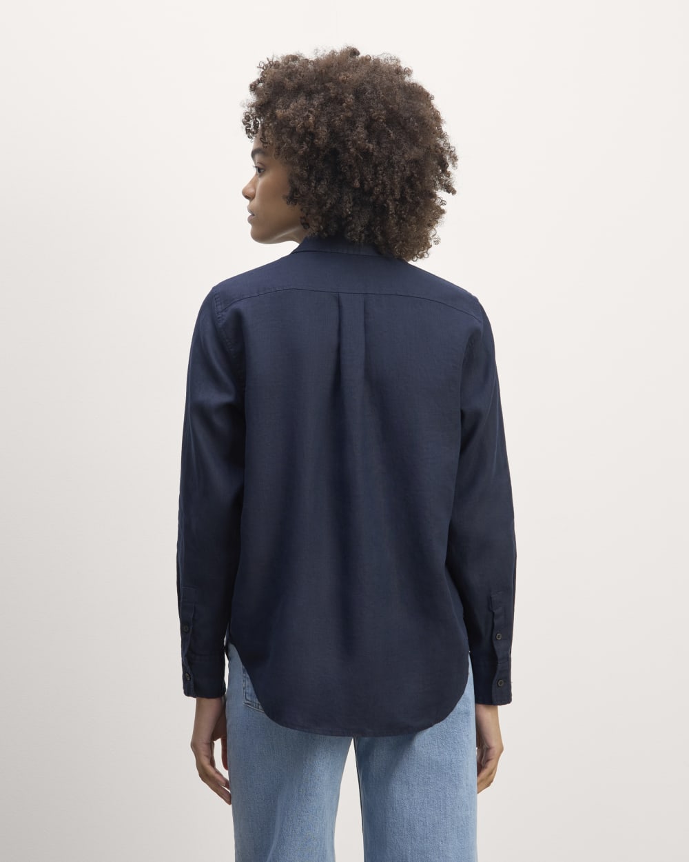 womens-relaxed-linen-shirt-navy