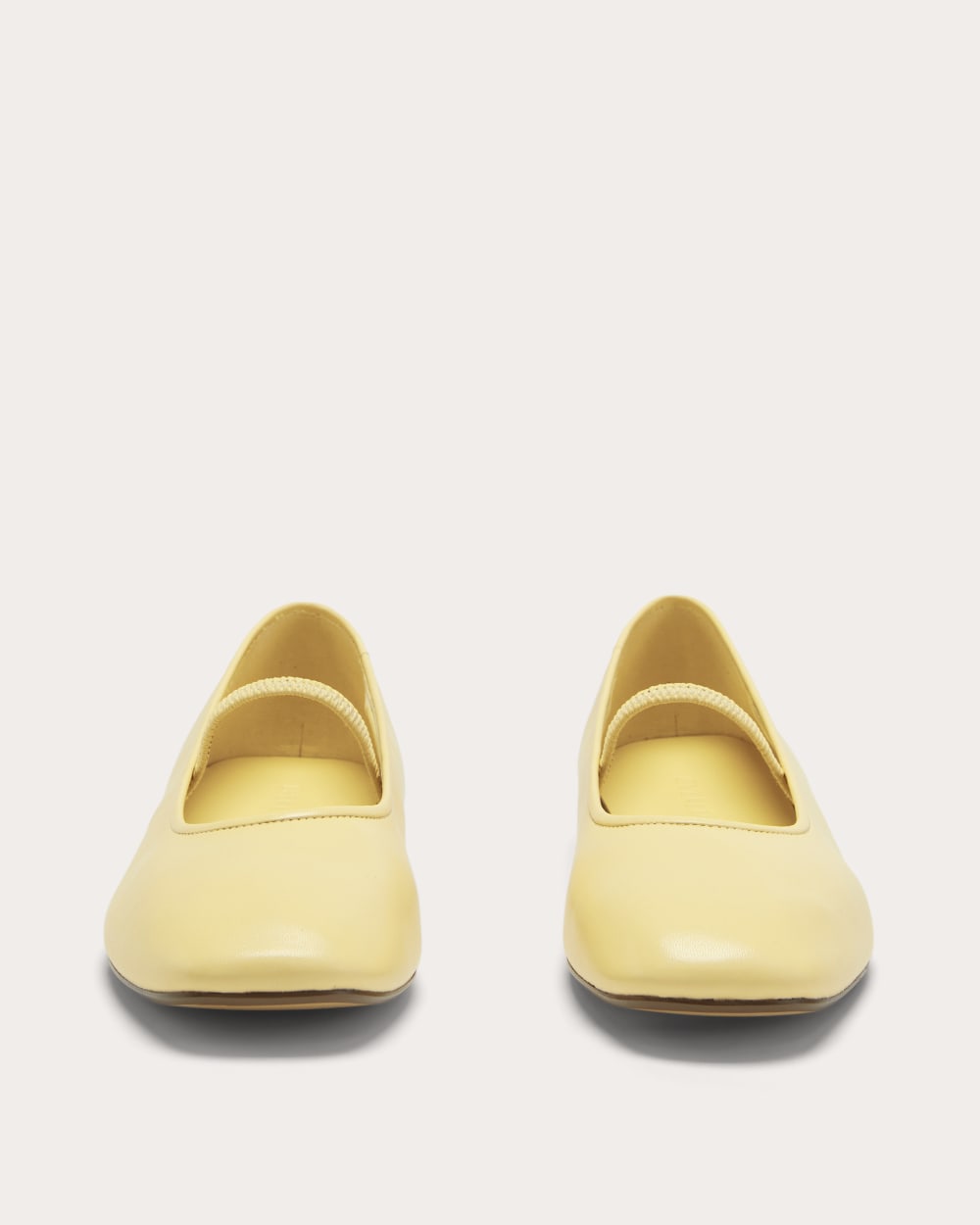 womens-leather-day-mary-jane-straw