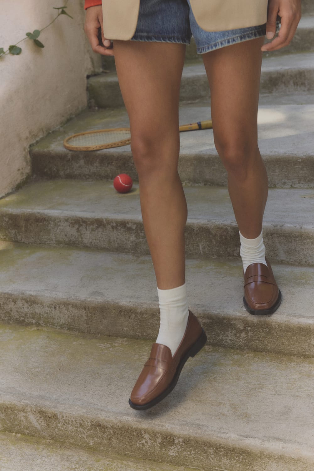 womens-timless-penny-loafer-rum | editorial