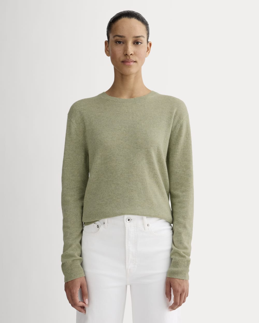 The Classic Crew in Cashmere | Light Heathered Moss – Everlane