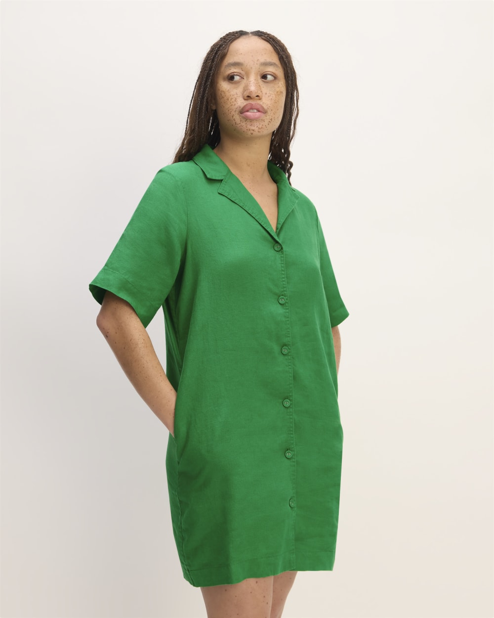 The Shirtdress in Linen | Grass Green Everlane The Shirtdress in Linen | Grass Green Everlane