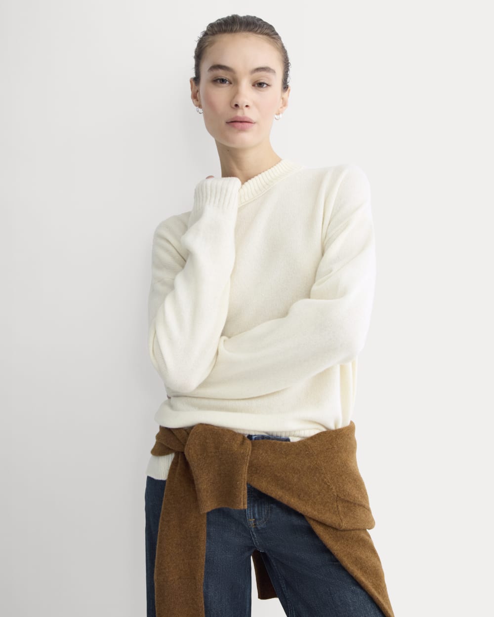womens-cashmere-boyfriend-sweater-snow