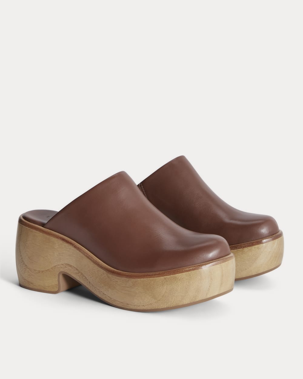 womens-wooden-puffa-clog-rum