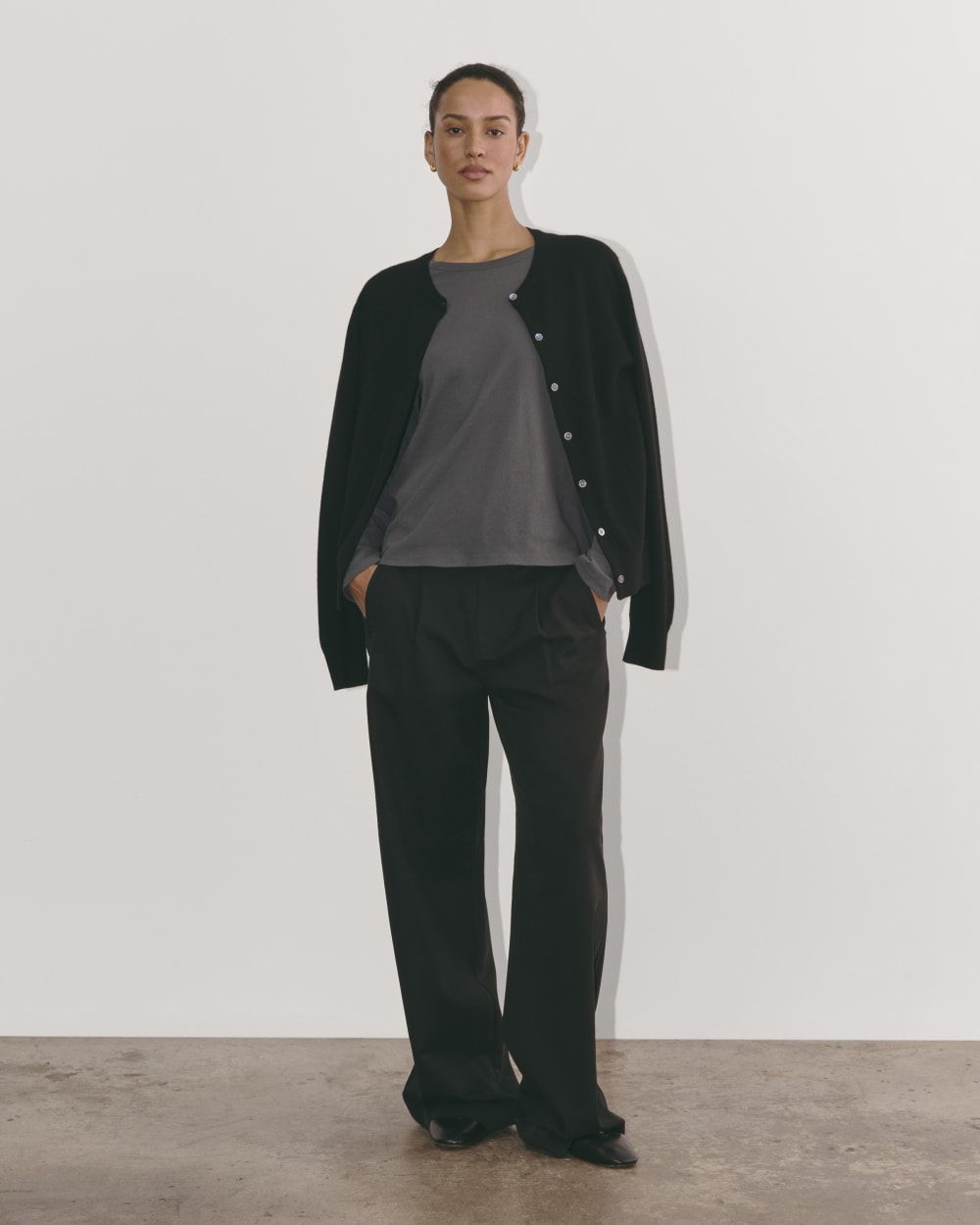 womens-air-ls-tee-graphite