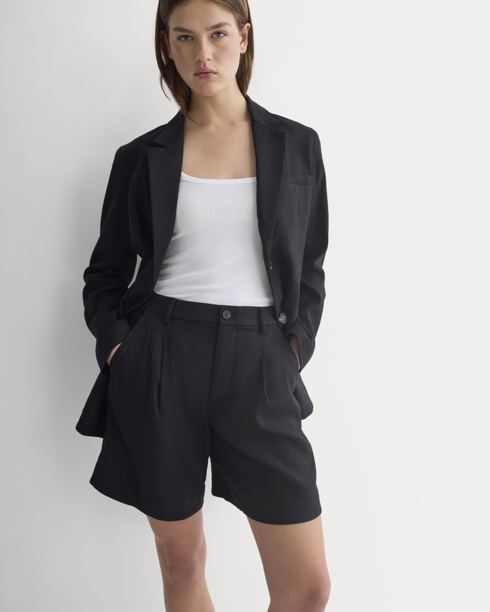 womens-tailored-a-line-short-black | primary