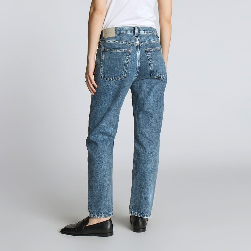 womens-90s-slouch-jean-acid-wash