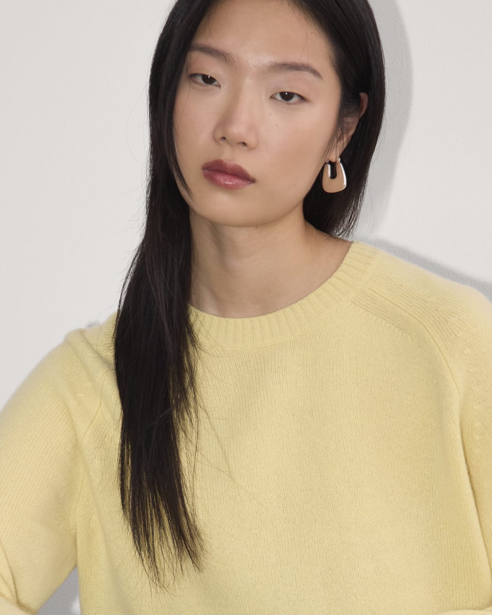 womens-cashmere-boxy-crew-sweater-parsnip