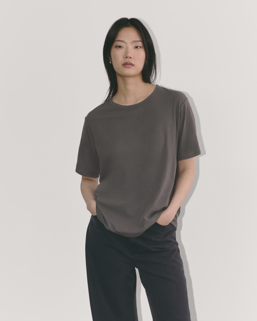 tee。 The Air Tee | Graphite – Everlane