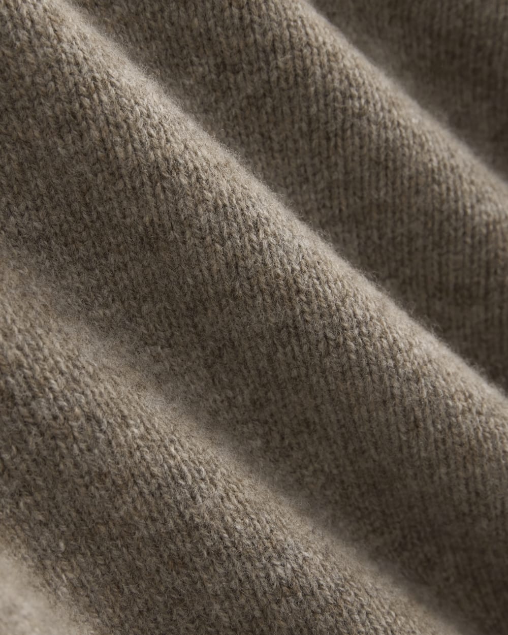 womens-v-neck-sweater-extrafine-merino-heather-soft-taupe