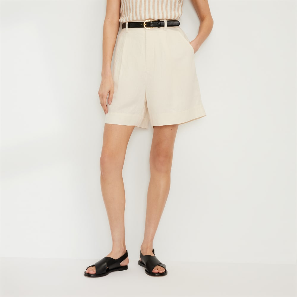 womens-linen-way-high-drape-short-canvas | primary