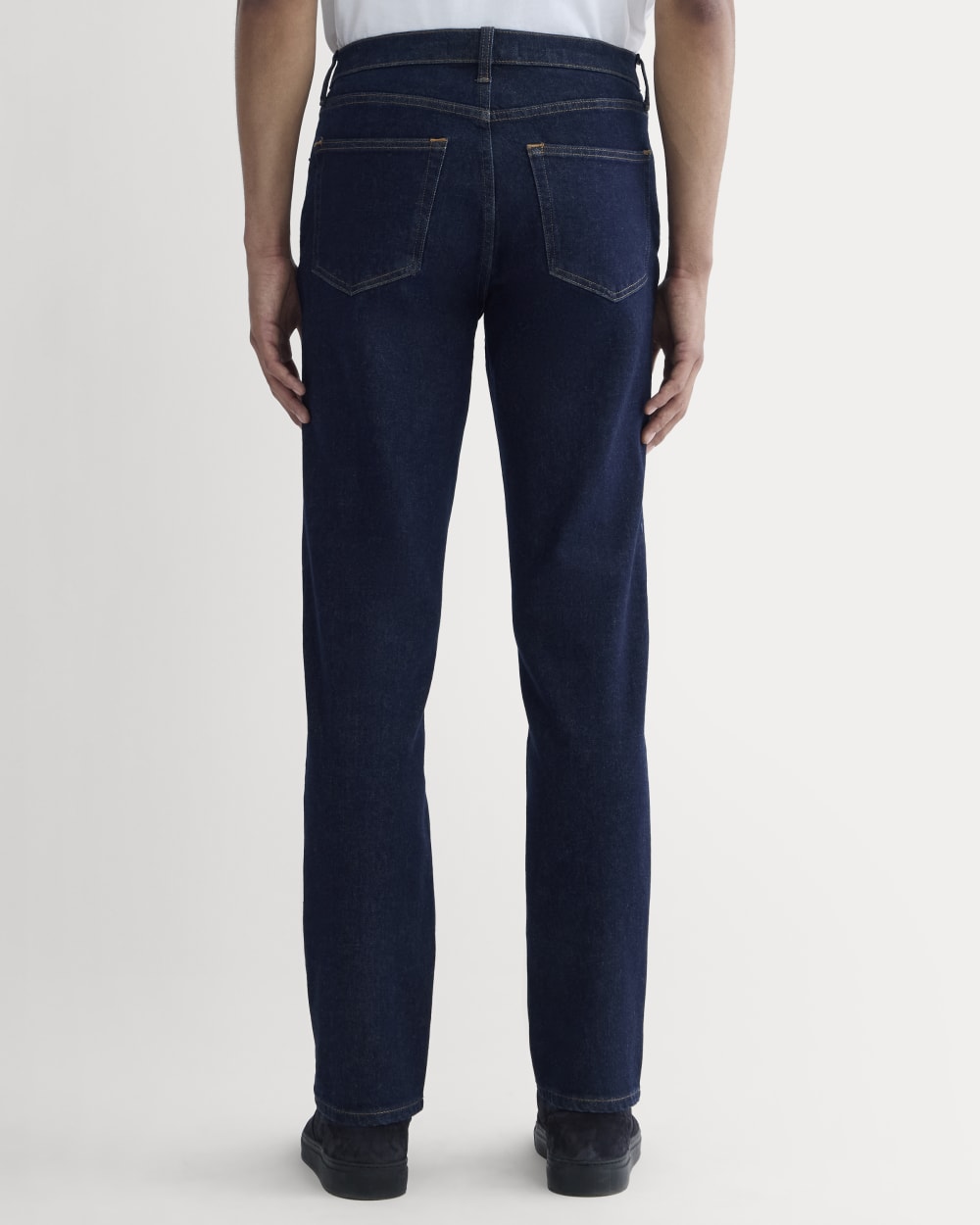 mens-relaxed-taper-fit-performance-jean-indigo