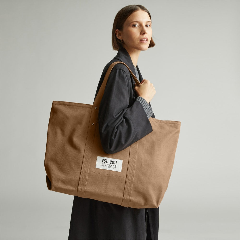 unisex-organic-canvas-weekender-cappuccino