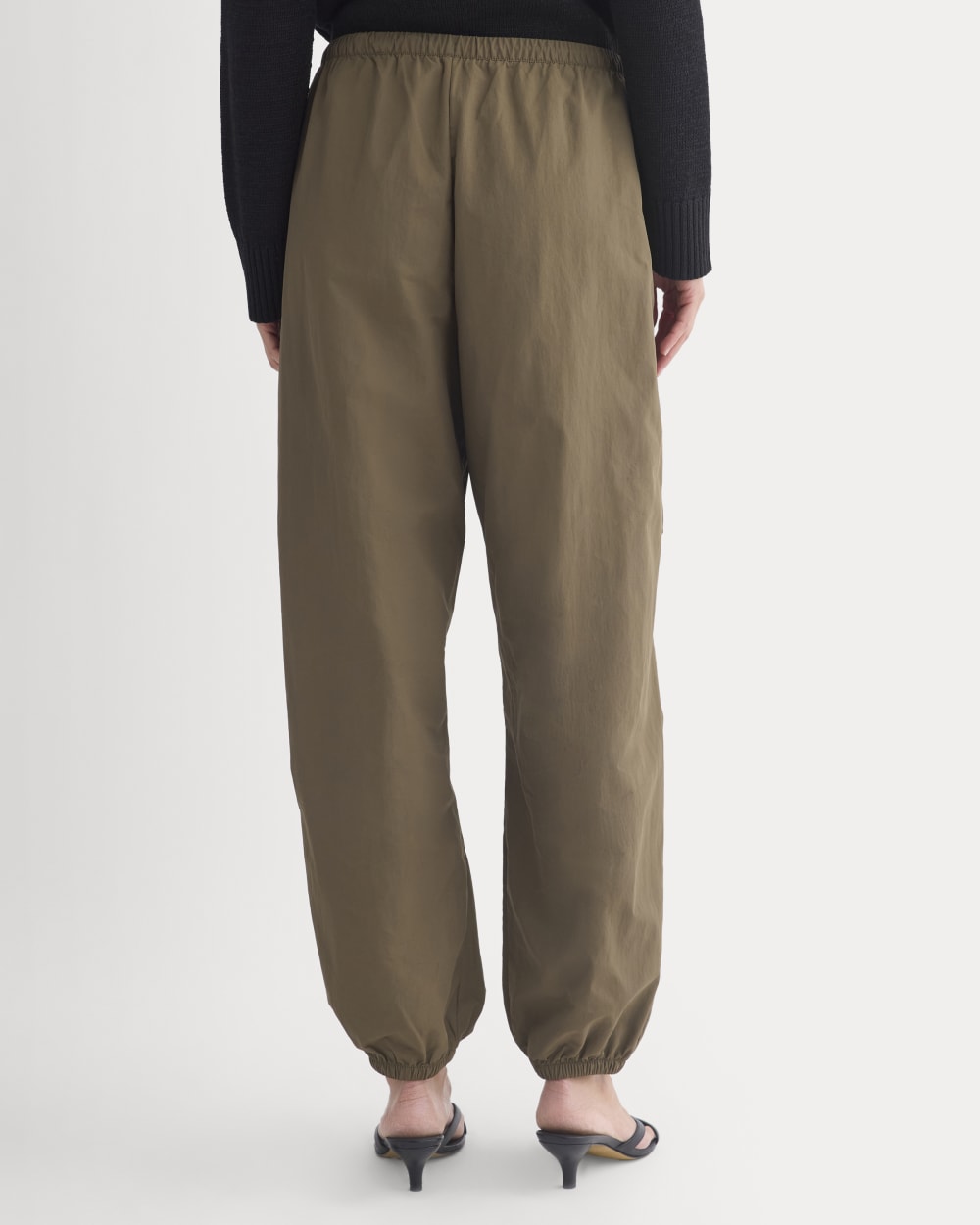 womens-parachute-pant-beech