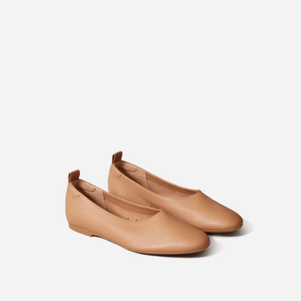 womens-day-glove-caramel