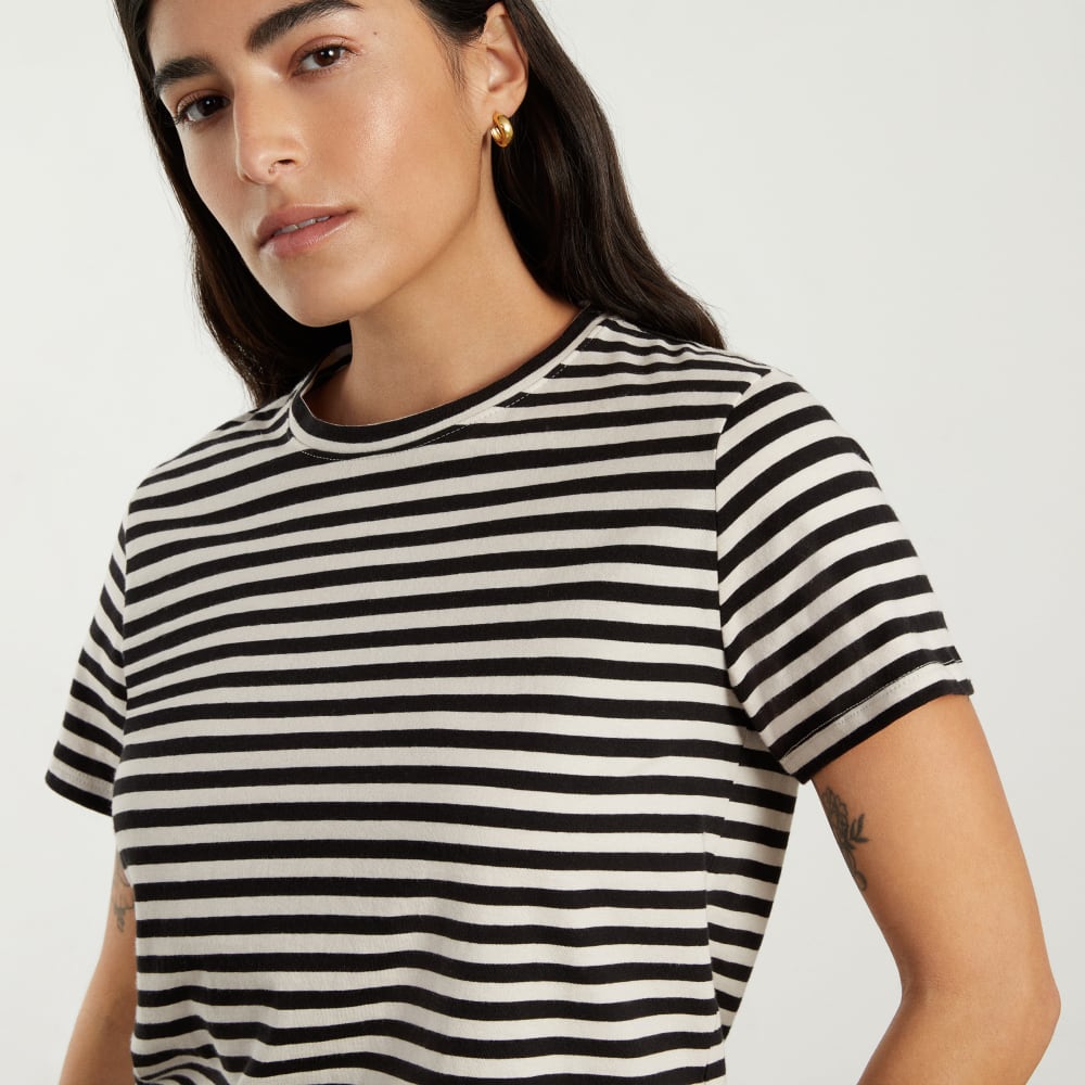 womens-organic-cotton-box-cut-tee-sandstone-black