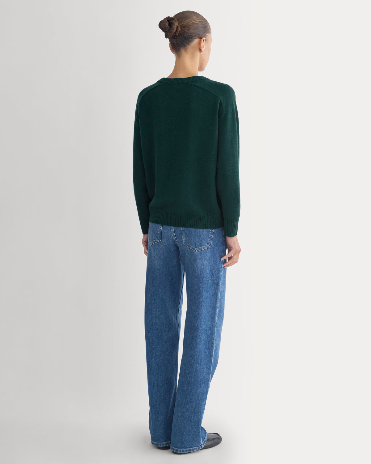 Cashmere High V Boyfriend Sweater | Ponderosa Pine
