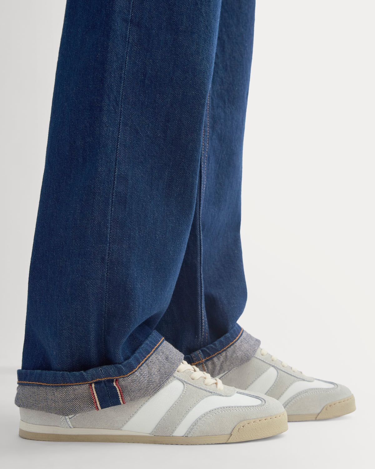 Collegium x Everlane Pista Sneaker | Platinum Suede | Women's