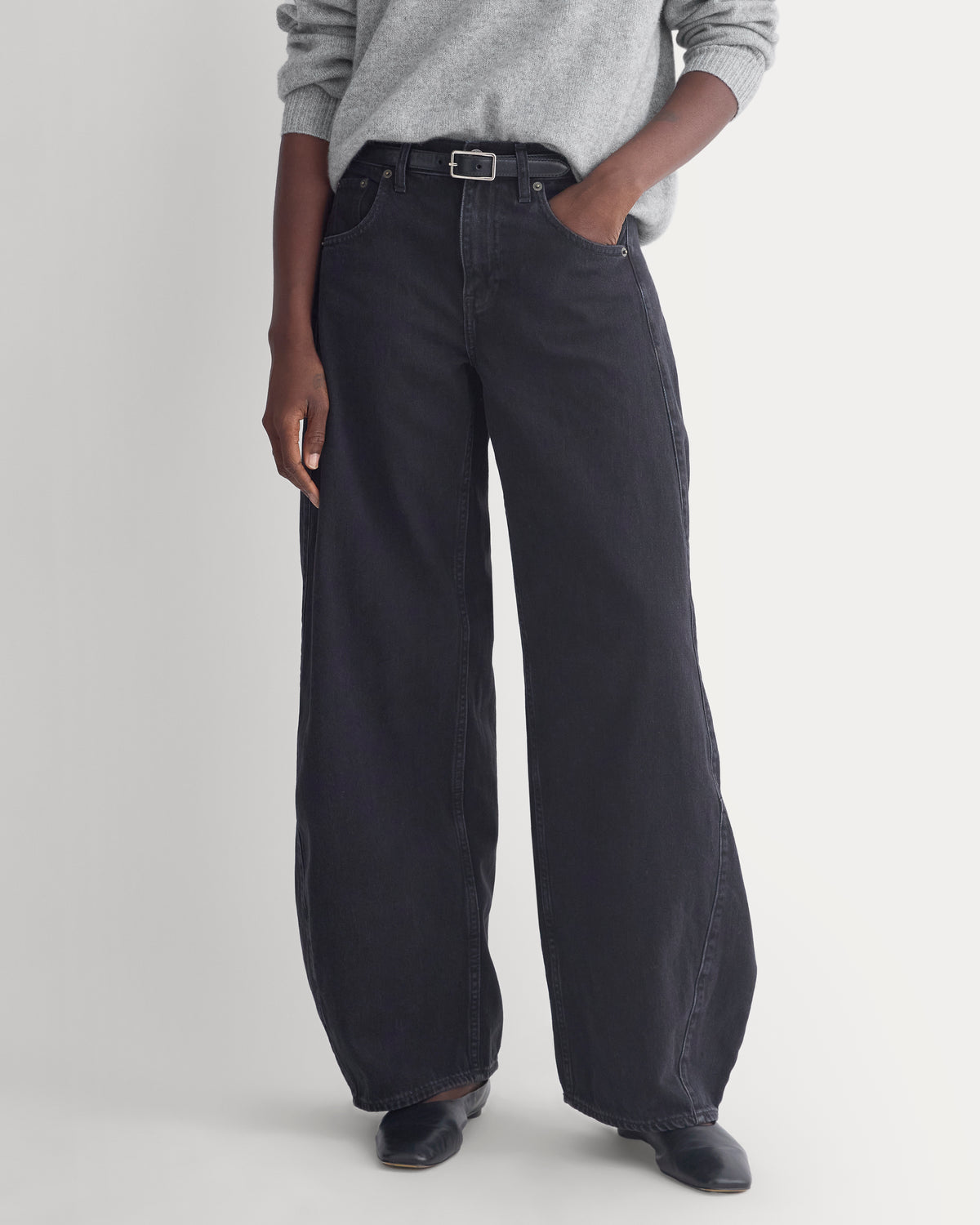 Baggy Barrel-Leg Jean | Washed Black