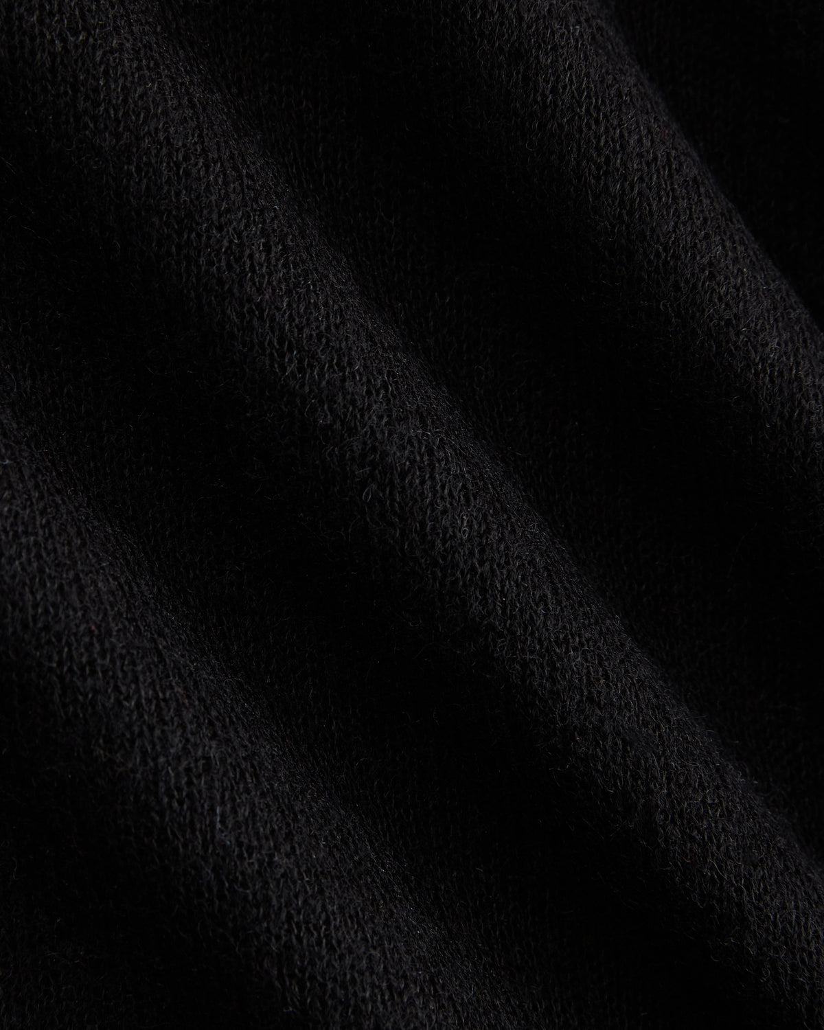 Air Alpaca Long-Sleeve Slim Crew | Black