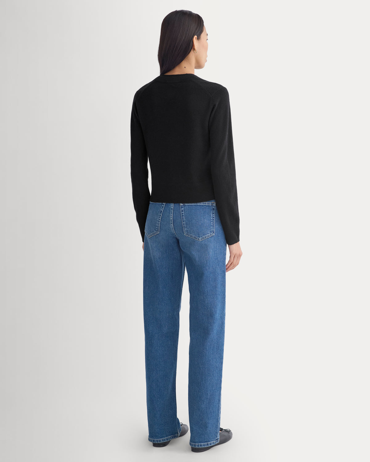 Fine Cashmere Long-Sleeve U-Neck Sweater | Black