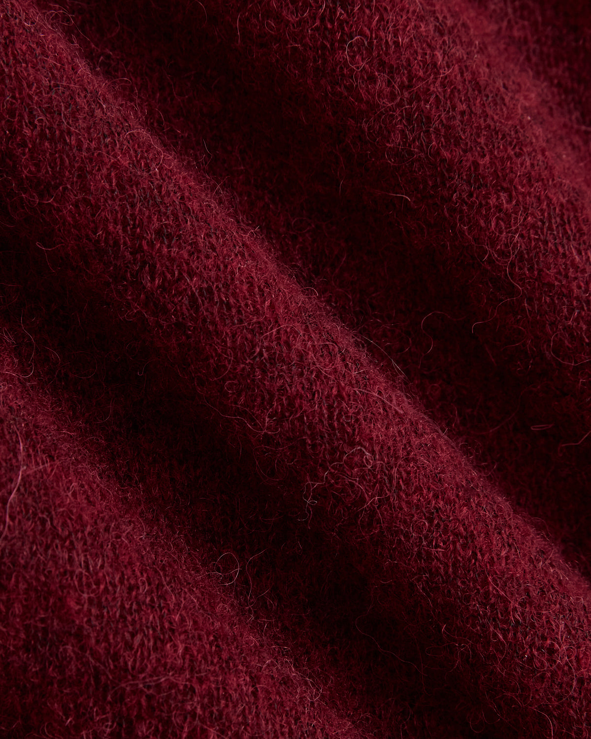 Air Alpaca Wide V Cropped Cardigan | Cabernet