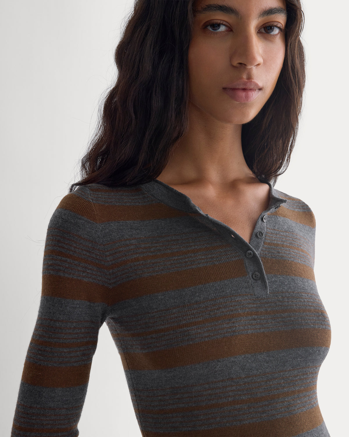 Long-Sleeve Henley in Ultrasoft Merino | Cocoa/Heather Charcoal