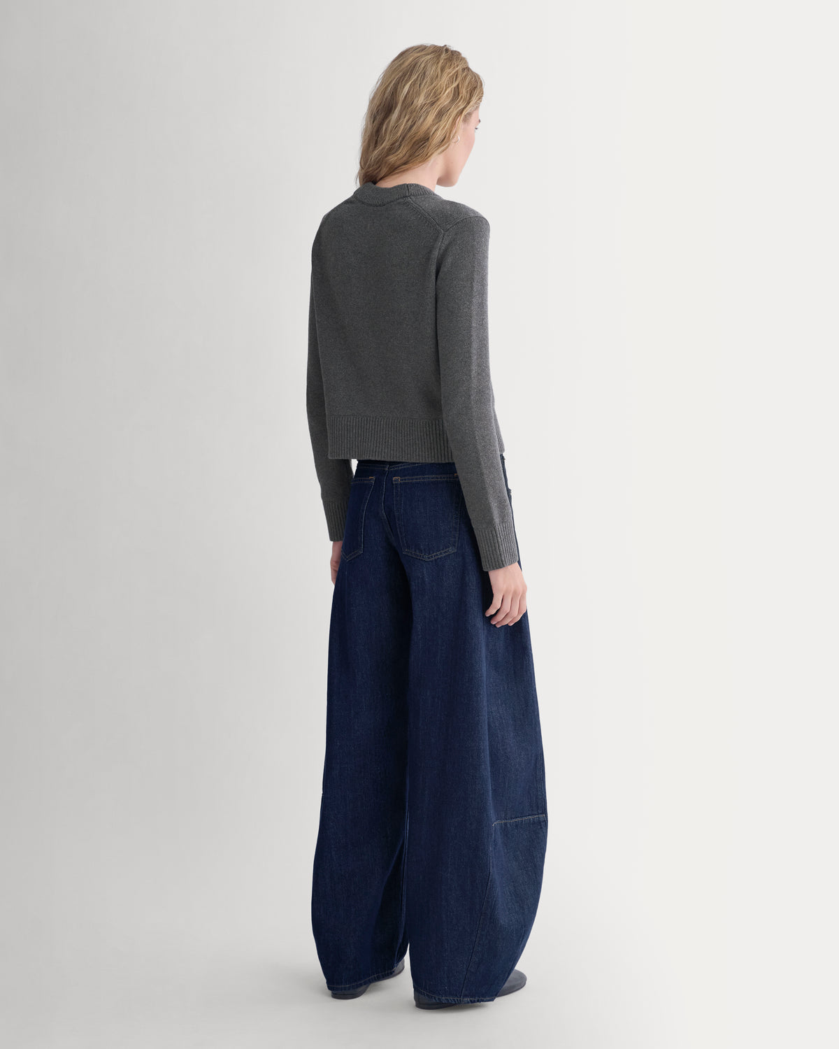 Shrunken Crew Sweater in Everyday Cotton | Heathered Charcoal