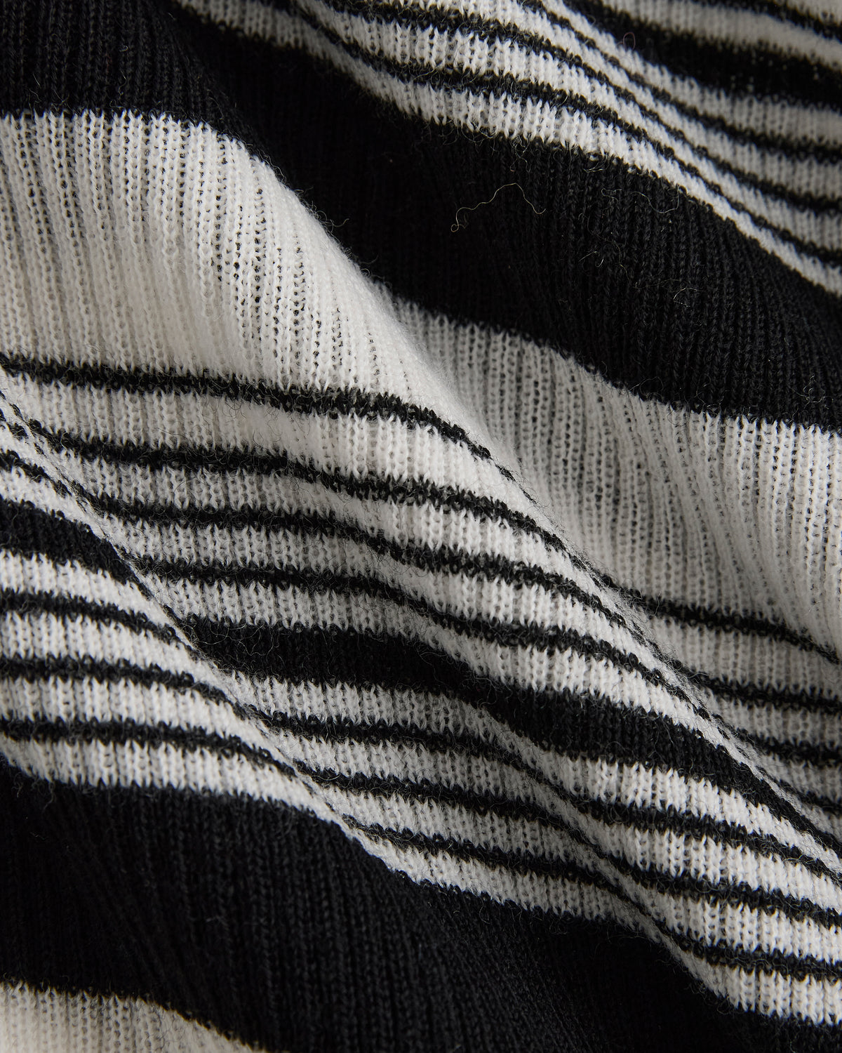 The Cropped Crew Top in Ultrafine Merino | Bone / Black