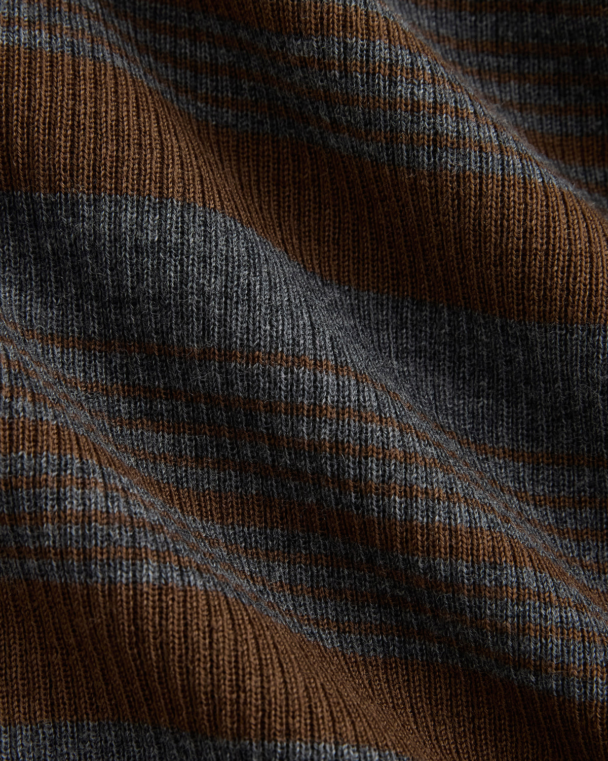 The Cropped Crew Top in Ultrafine Merino | Cocoa/Heather Charcoal