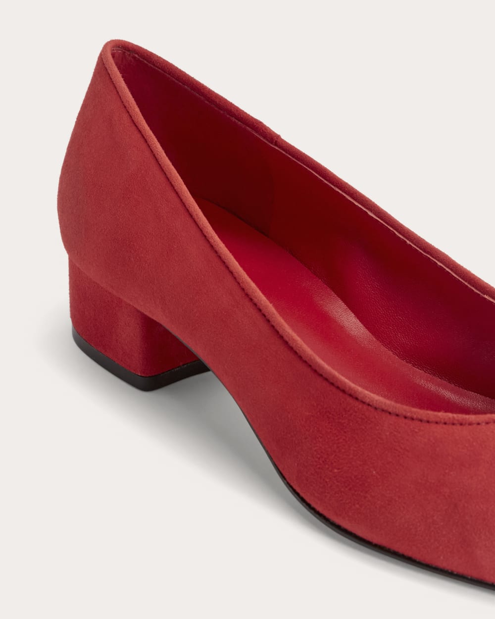 womens-ballet-pump-red-suede