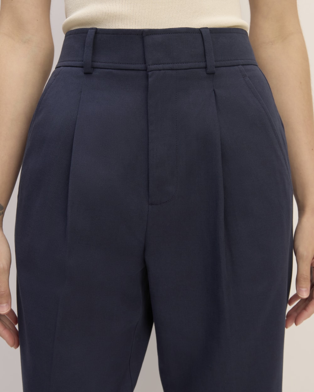 womens-tencel-way-high-taper-pant-navy