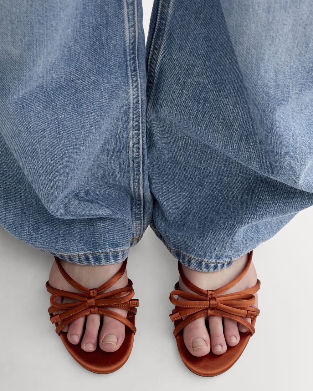 womens-leather-bow-sandal-deep-amber