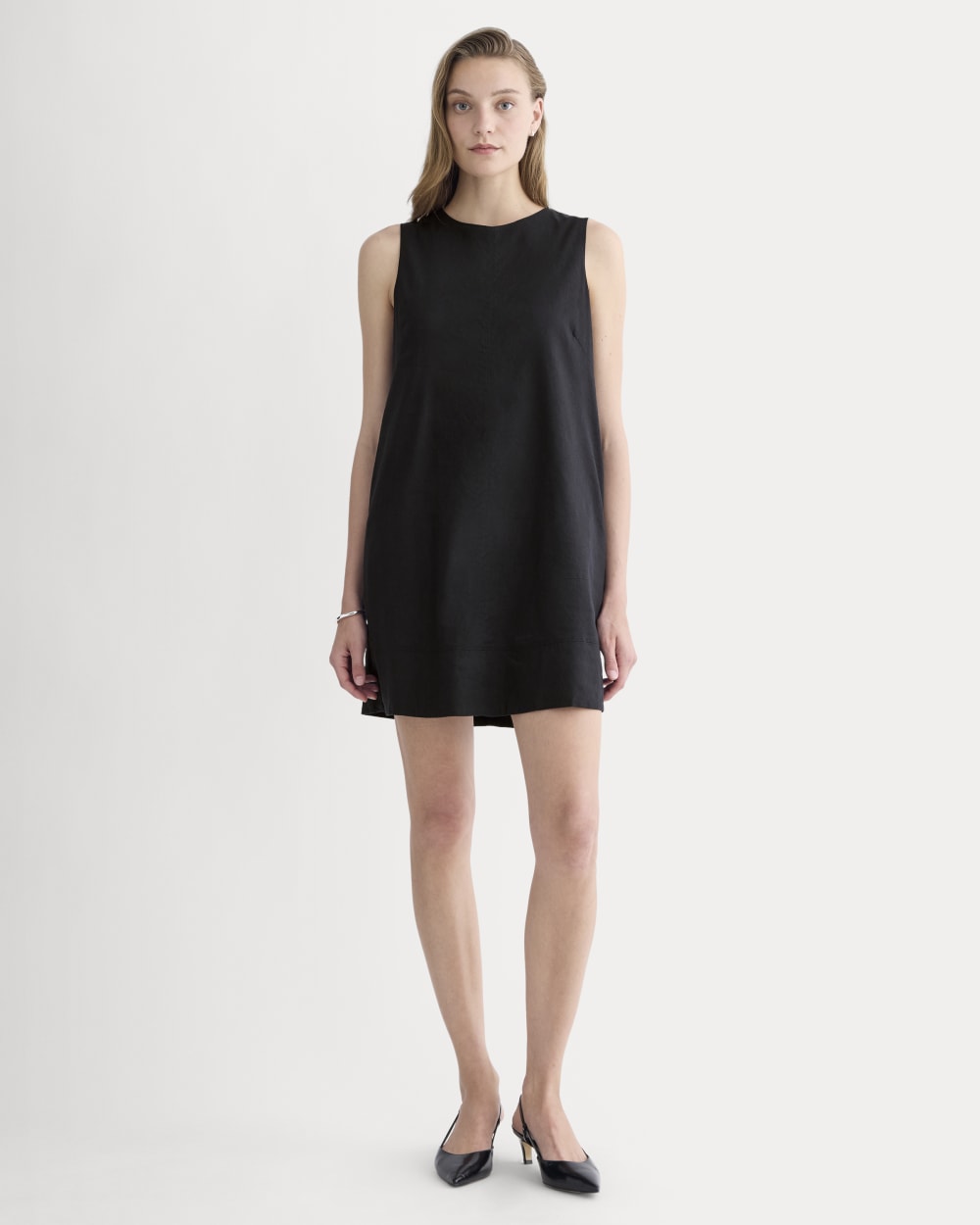 womens-shift-dress-in-stretch-linen-black | primary