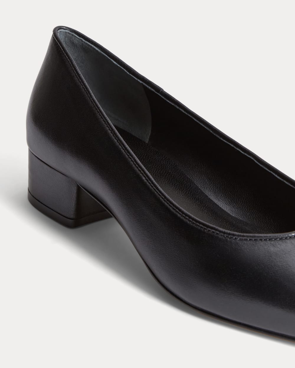 womens-ballet-pump-black