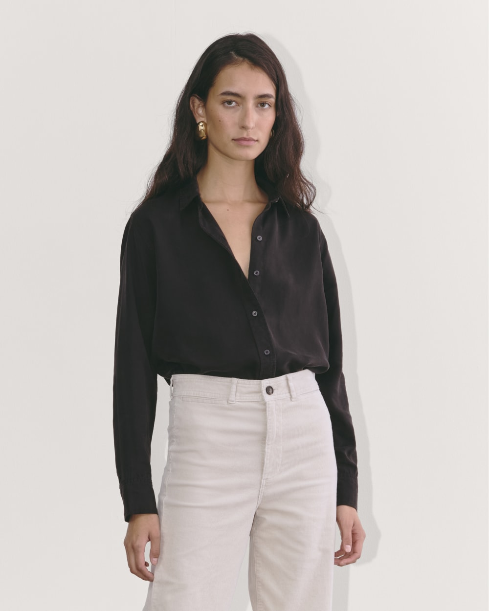 womens-tencel-relaxed-button-down-black | primary