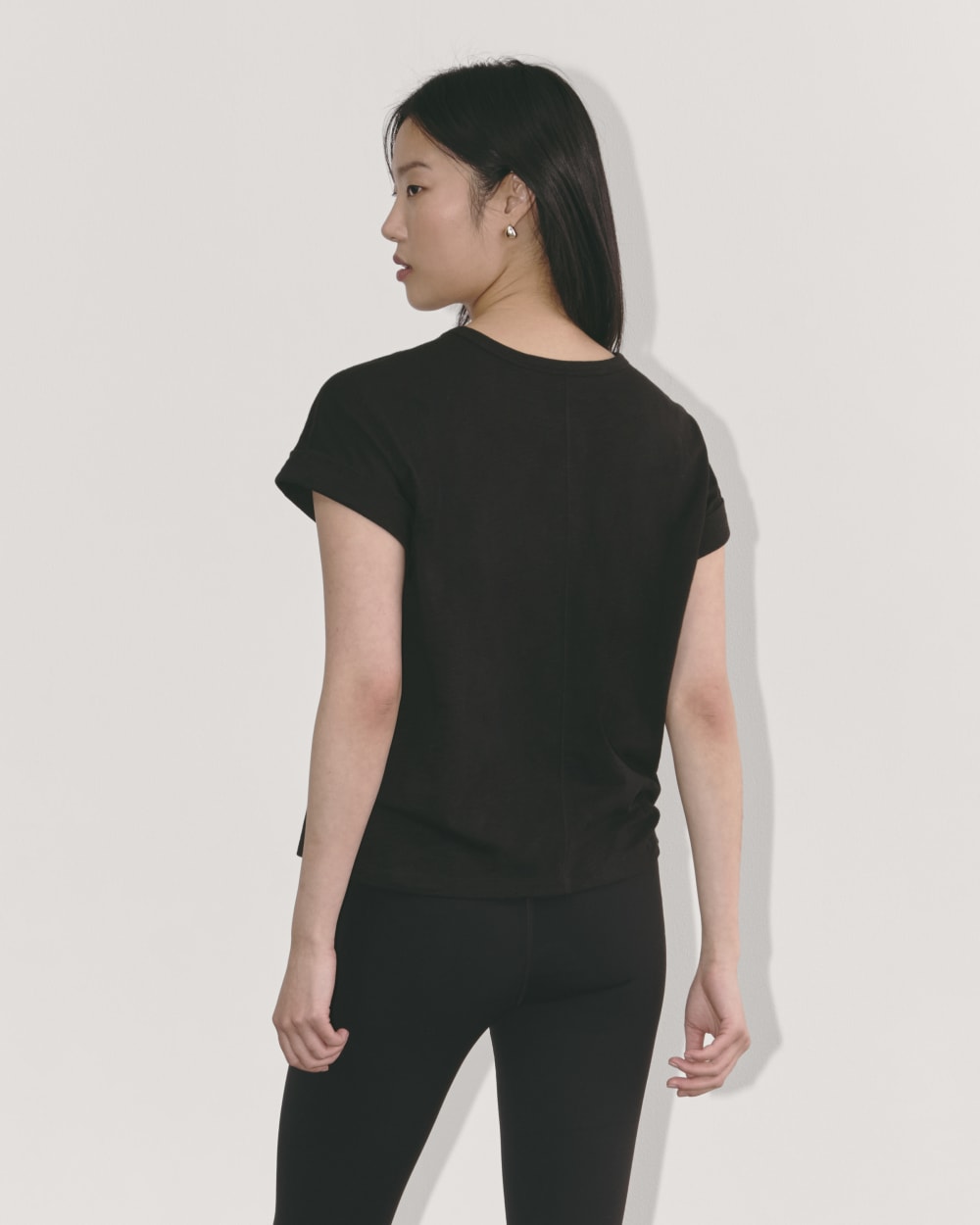 womens-perform-tee-black