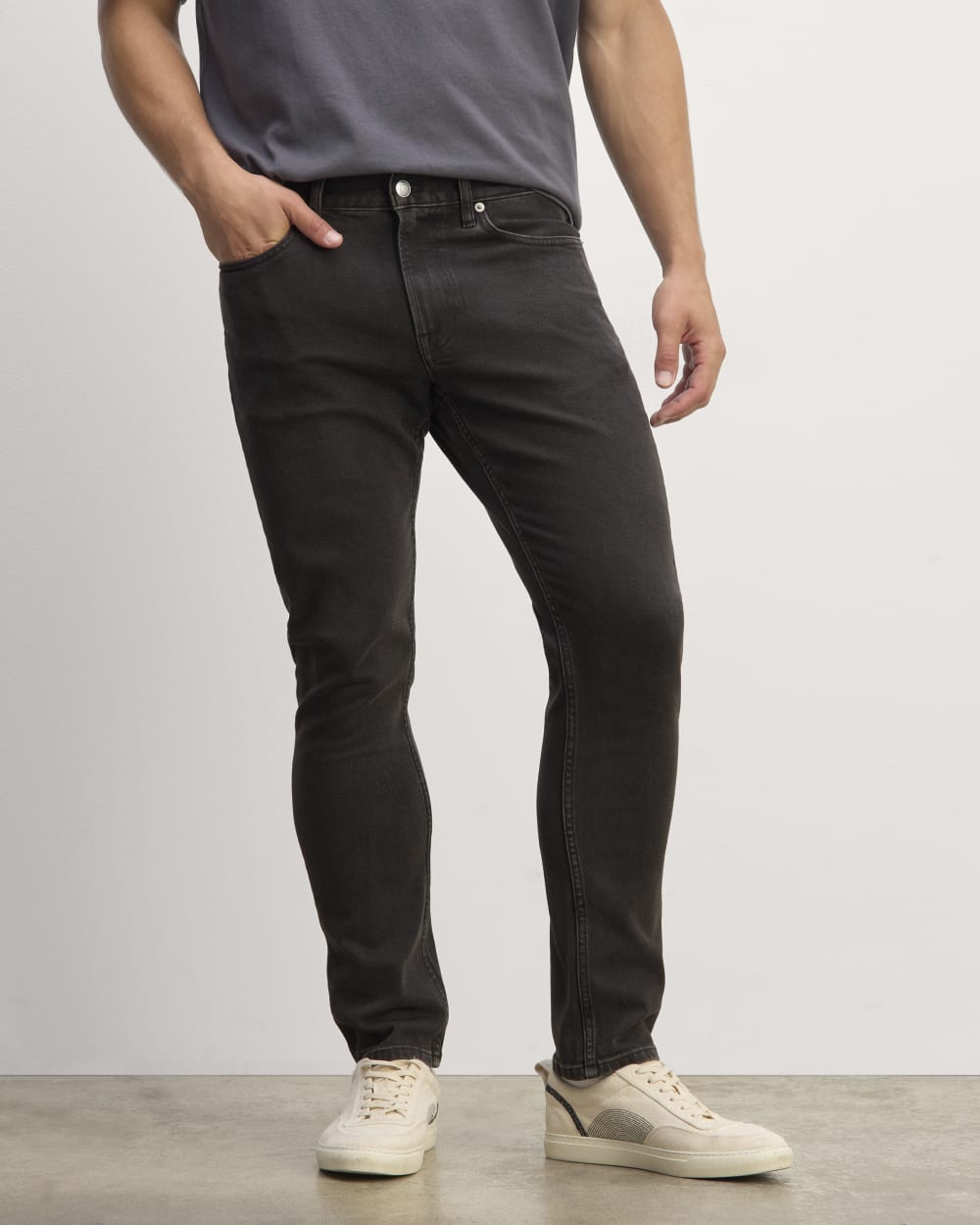 mens-organic-slim-fit-jean-wash-black