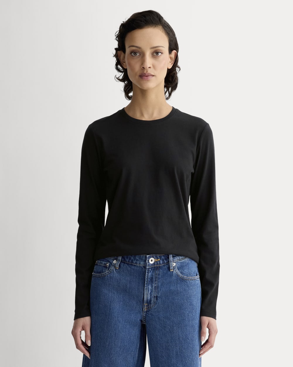 womens-essential-slim-long-sleeve-crew-black | primary