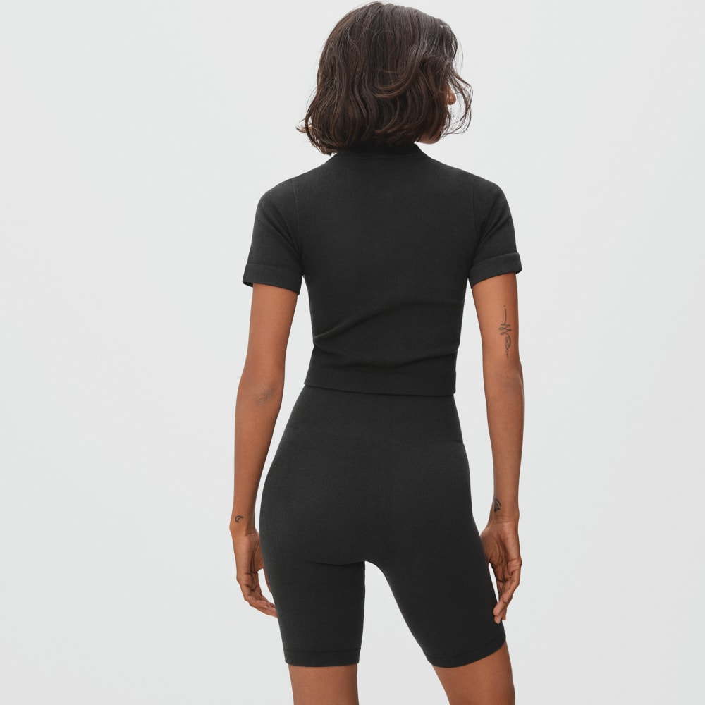 womens-seamless-tee-black