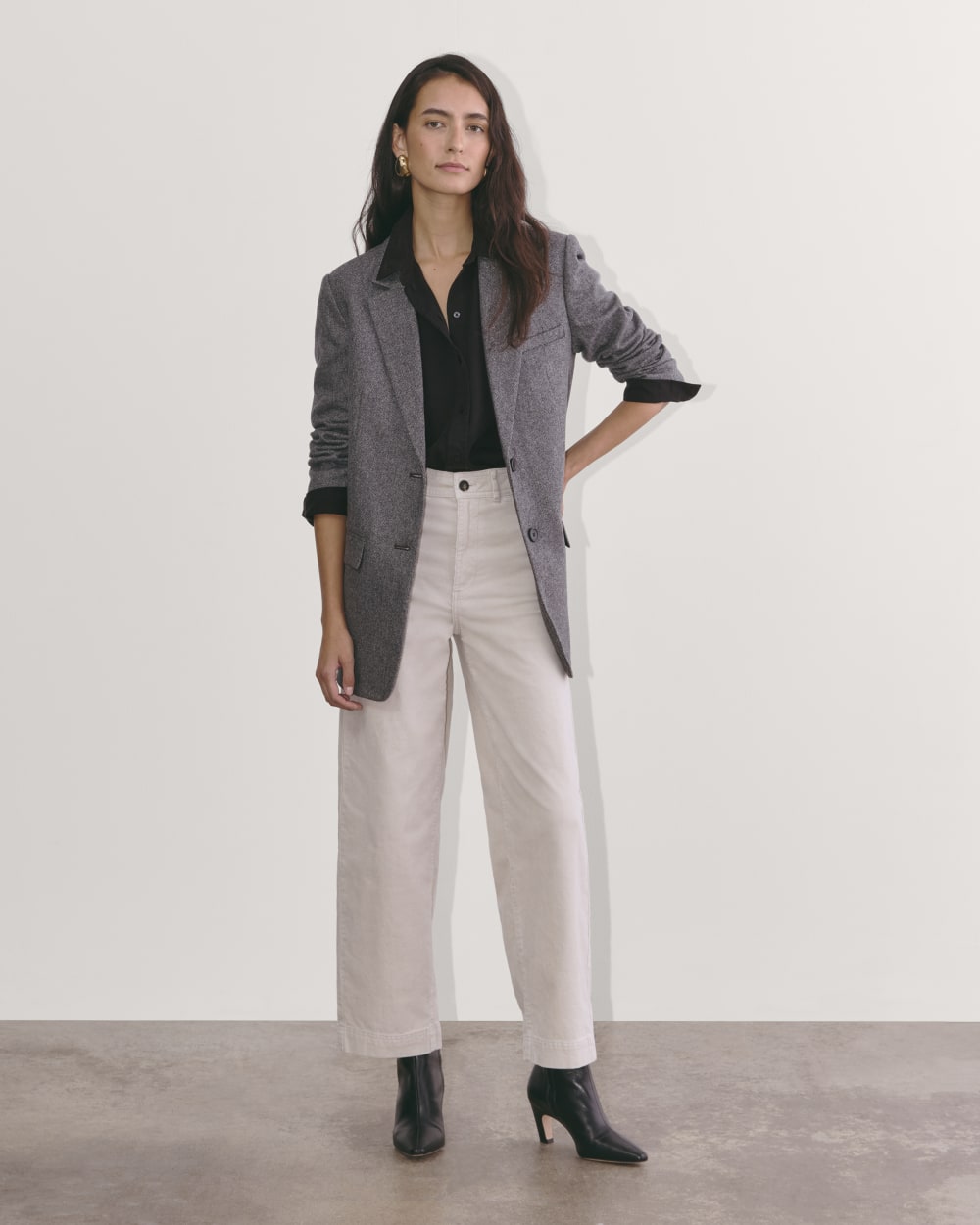 womens-tencel-relaxed-button-down-black