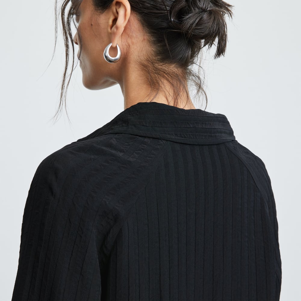 womens-city-stripe-shirt-black