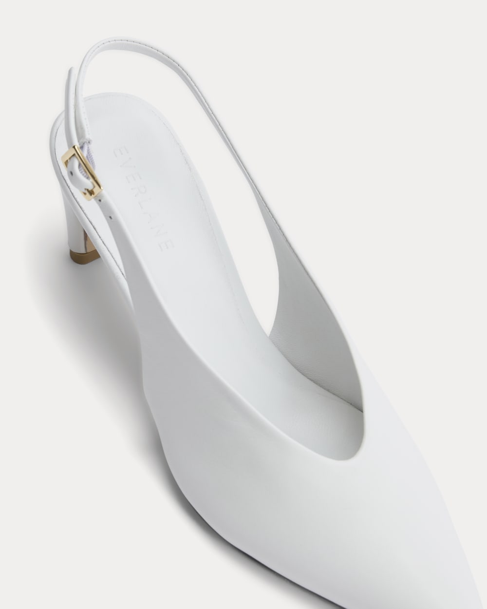 womens-pointed-toe-slingback-heel-snow