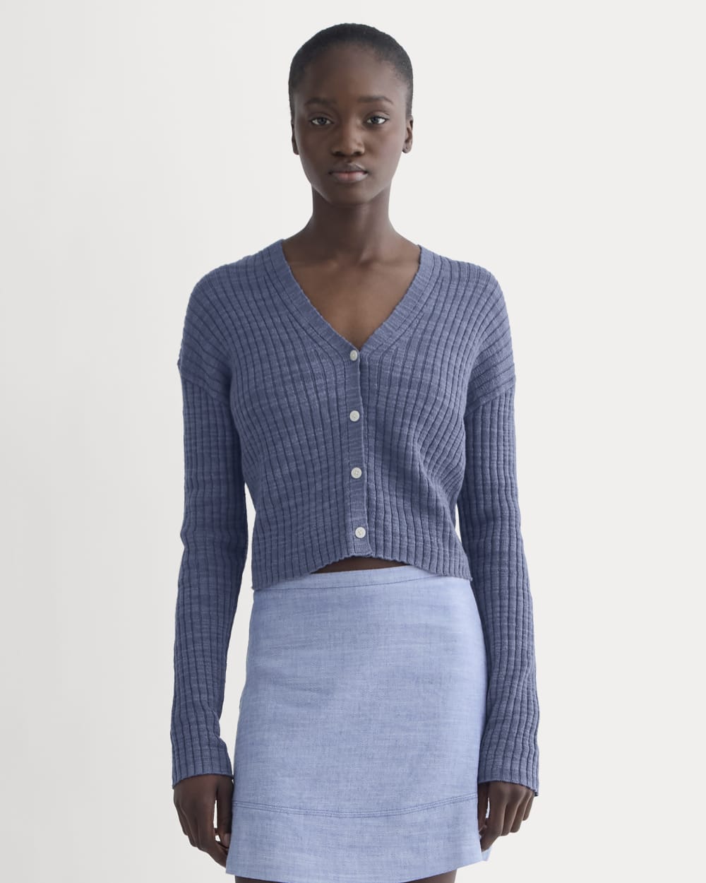 The Ribbed Cardigan in Cotton Linen Indigo – Everlane