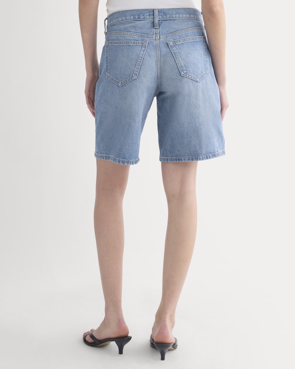 womens-loose-jean-short-light-wash