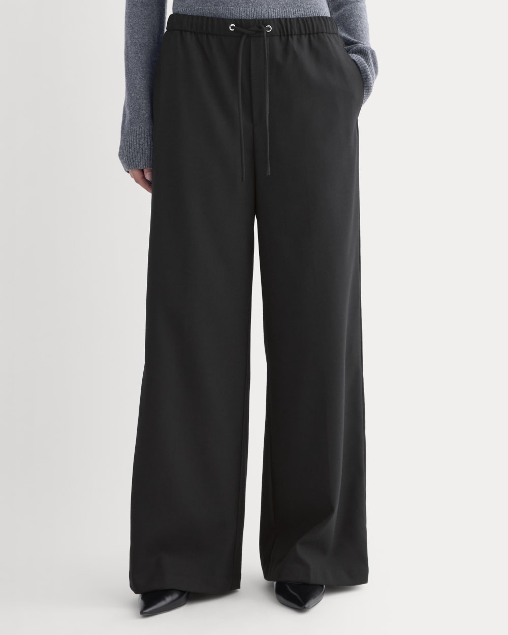 womens-pull-on-trouser-in-tailor-twill-black