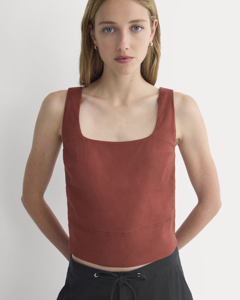 womens-square-tank-stretch-linen-2-henna