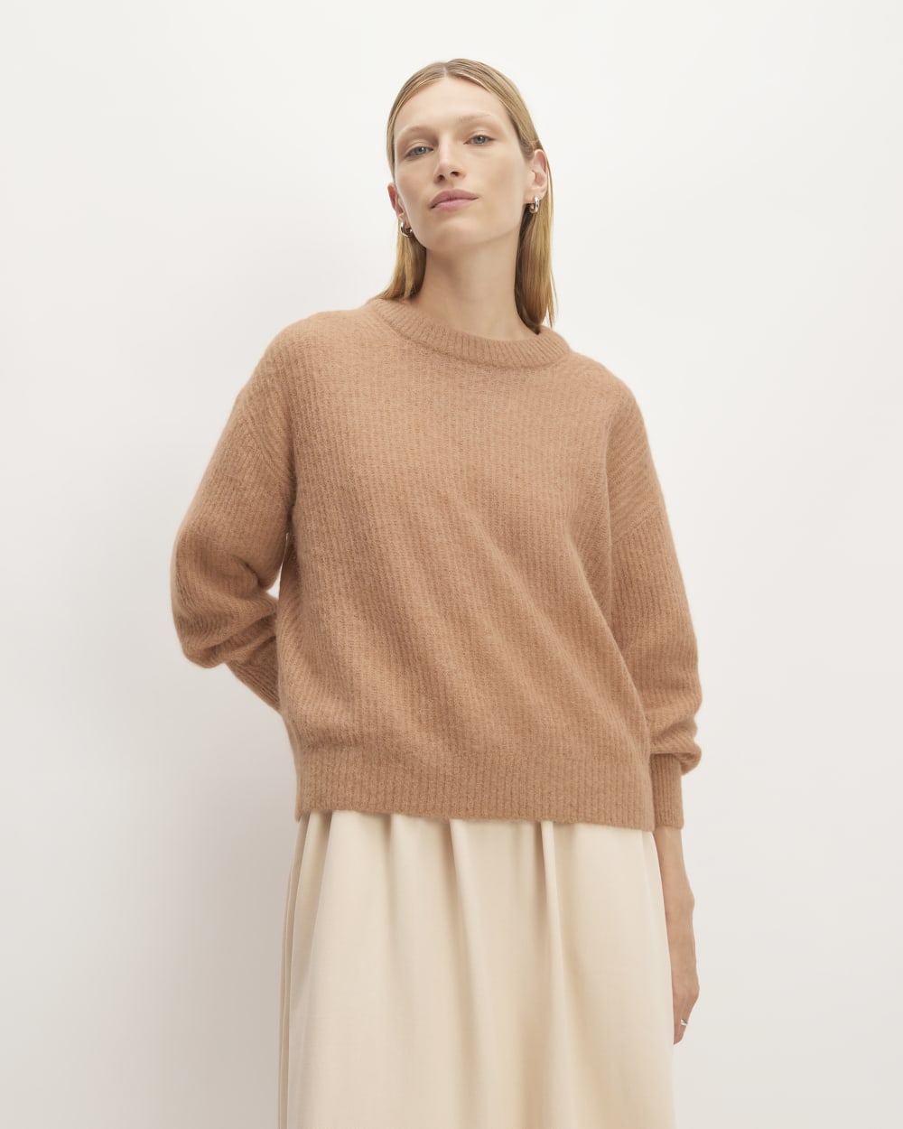 The Cocoon Crew in Alpaca | Warm Taupe – Everlane