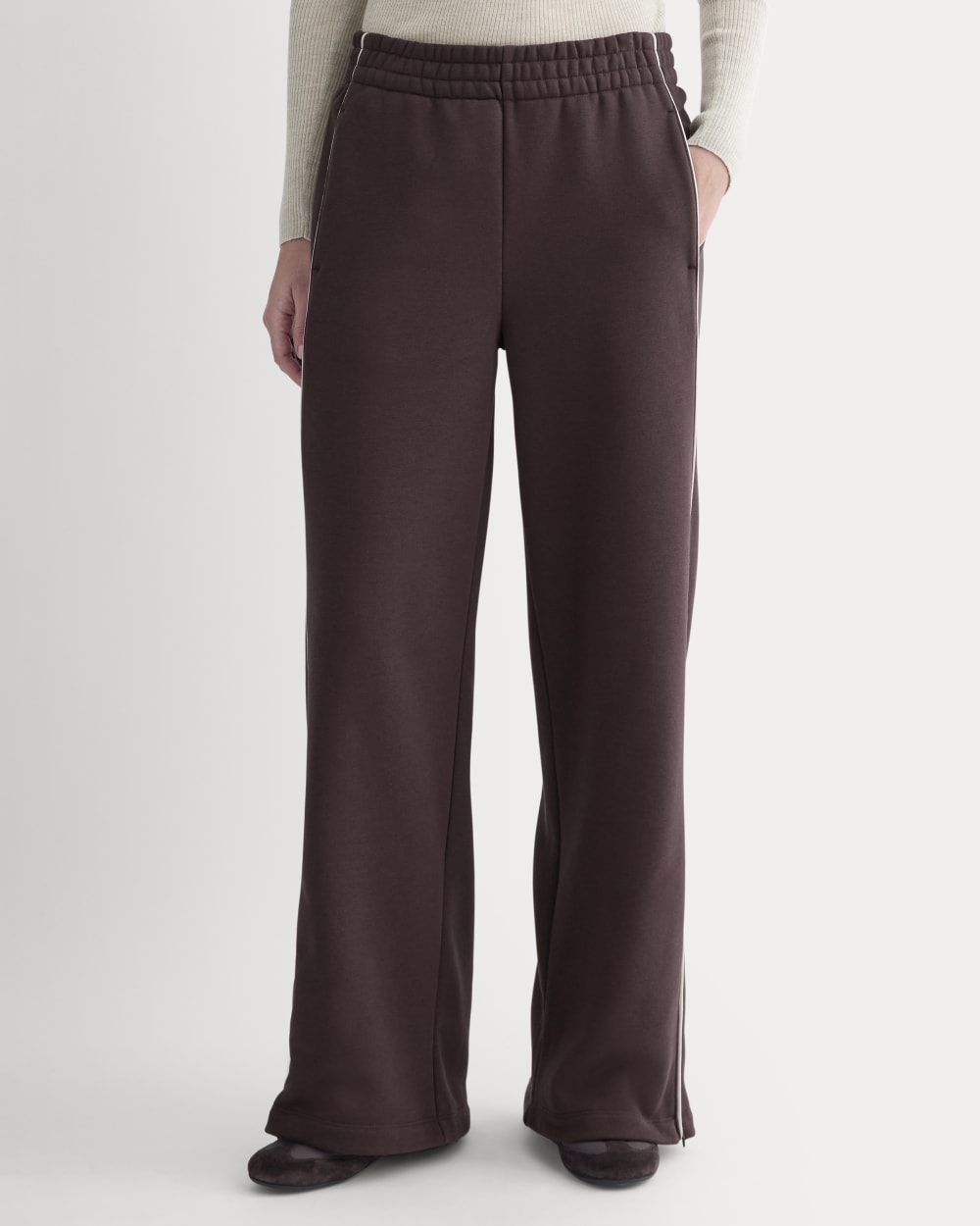 womens-luxe-fleece-track-pant-dark-chocolate